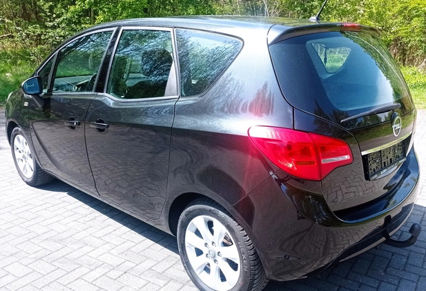 Opel Meriva cena 26900 przebieg: 150000, rok produkcji 2012 z Częstochowa małe 106